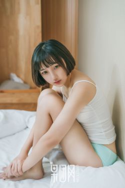 美女叼嘿